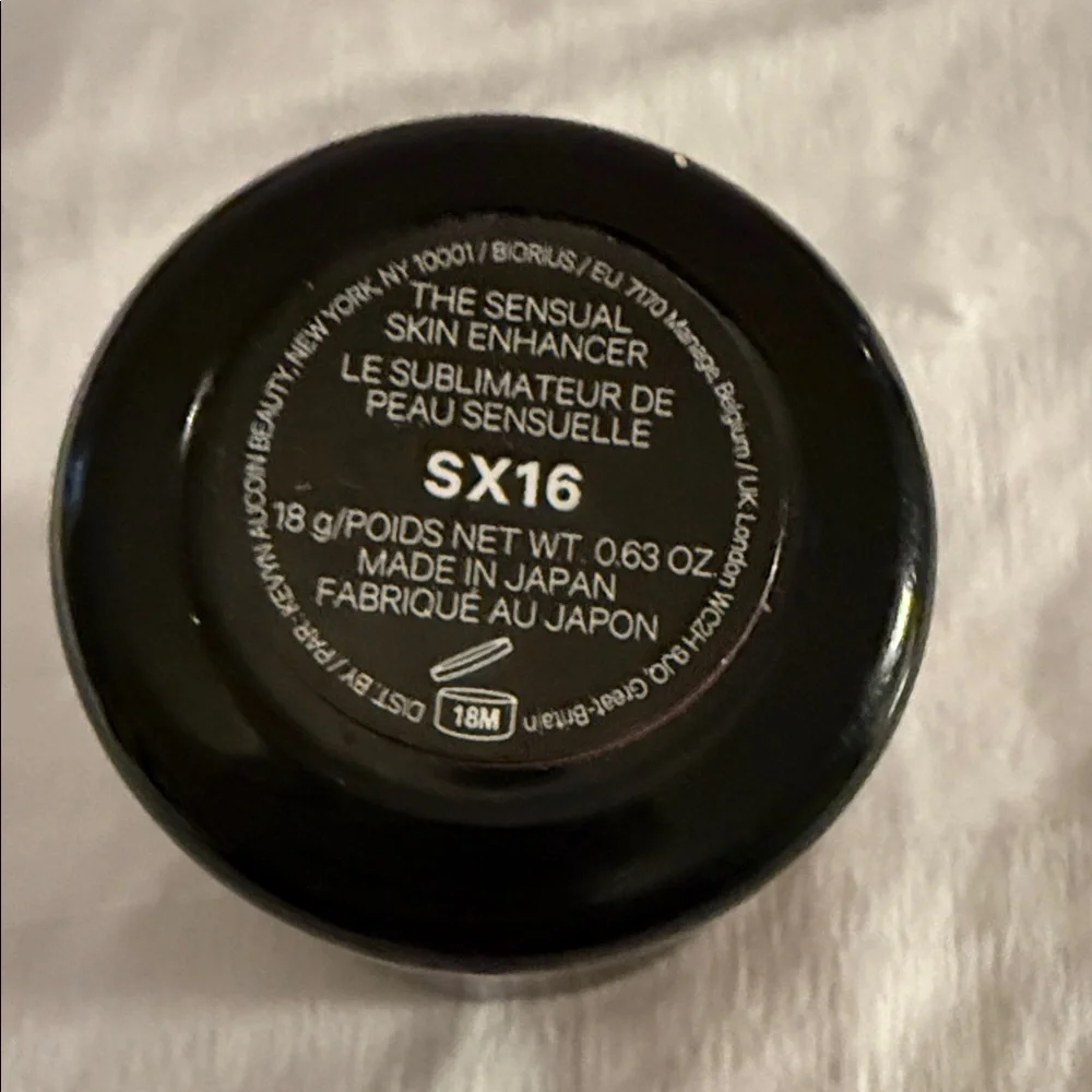Kevyn Aucoin sensual skin enhancer shade sx 16 like new